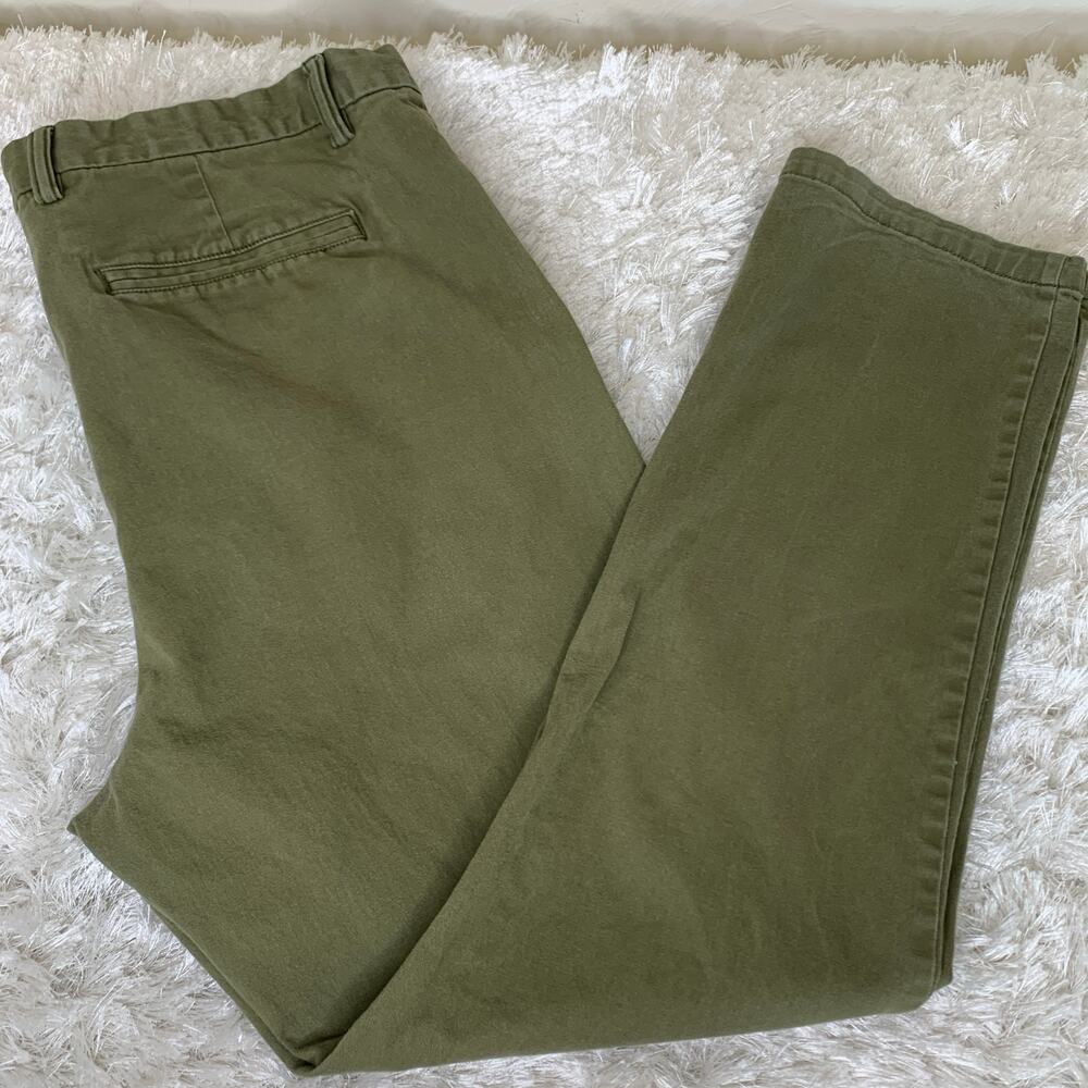 Old Navy Ultimate Slim Army Green Khaki Pants Chinos Sz 38 x30